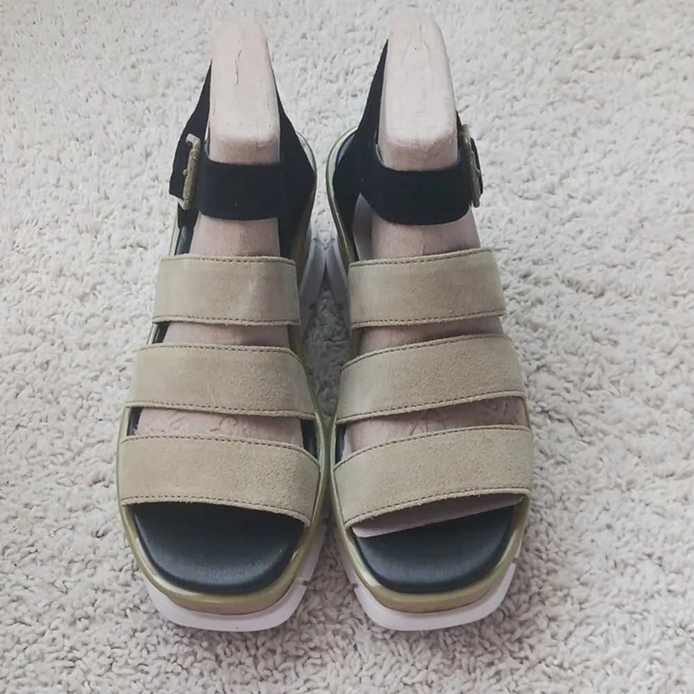 Sorel Joanie III Sandal, Size 8.5, NIB - Picture 4 of 5